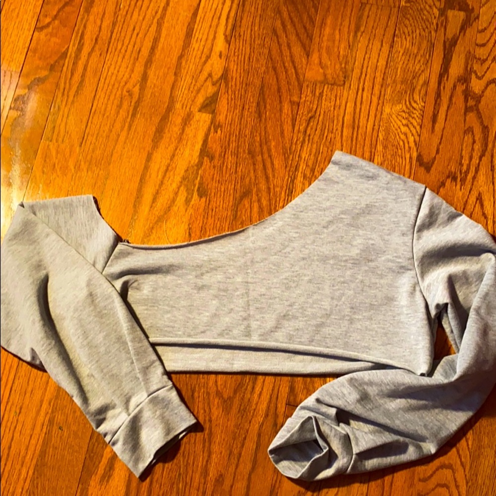 Off shoulder Crop Top
